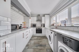 Photo 14- click for photo gallery